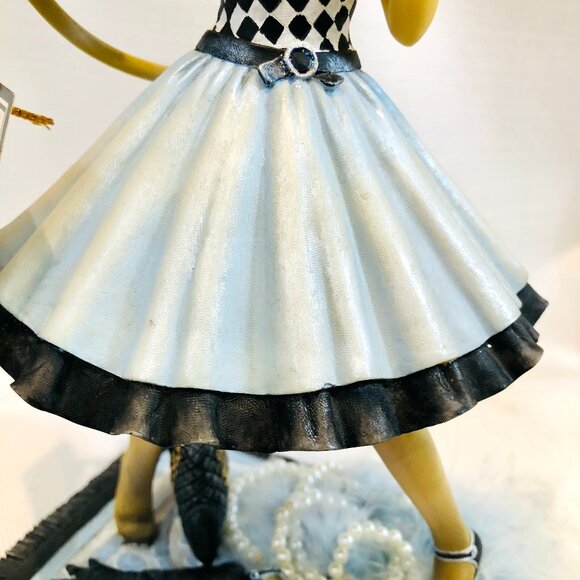 Margaret Le Van Alley Cats Figurine Daisy Doll - Picture 10 of 15